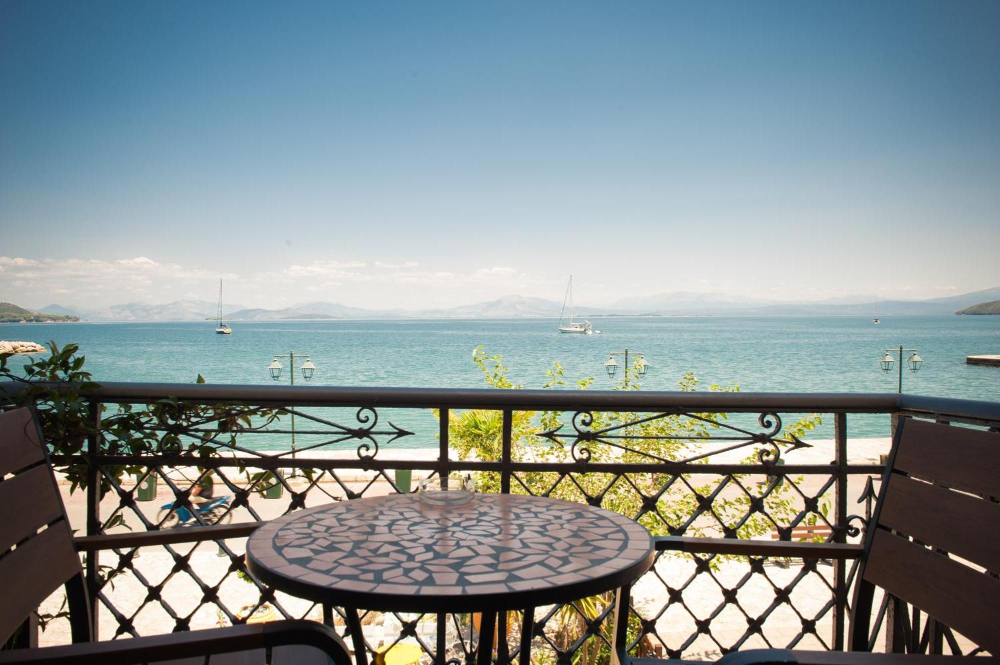 Seafront Stone Suites Vonitsa Exteriér fotografie