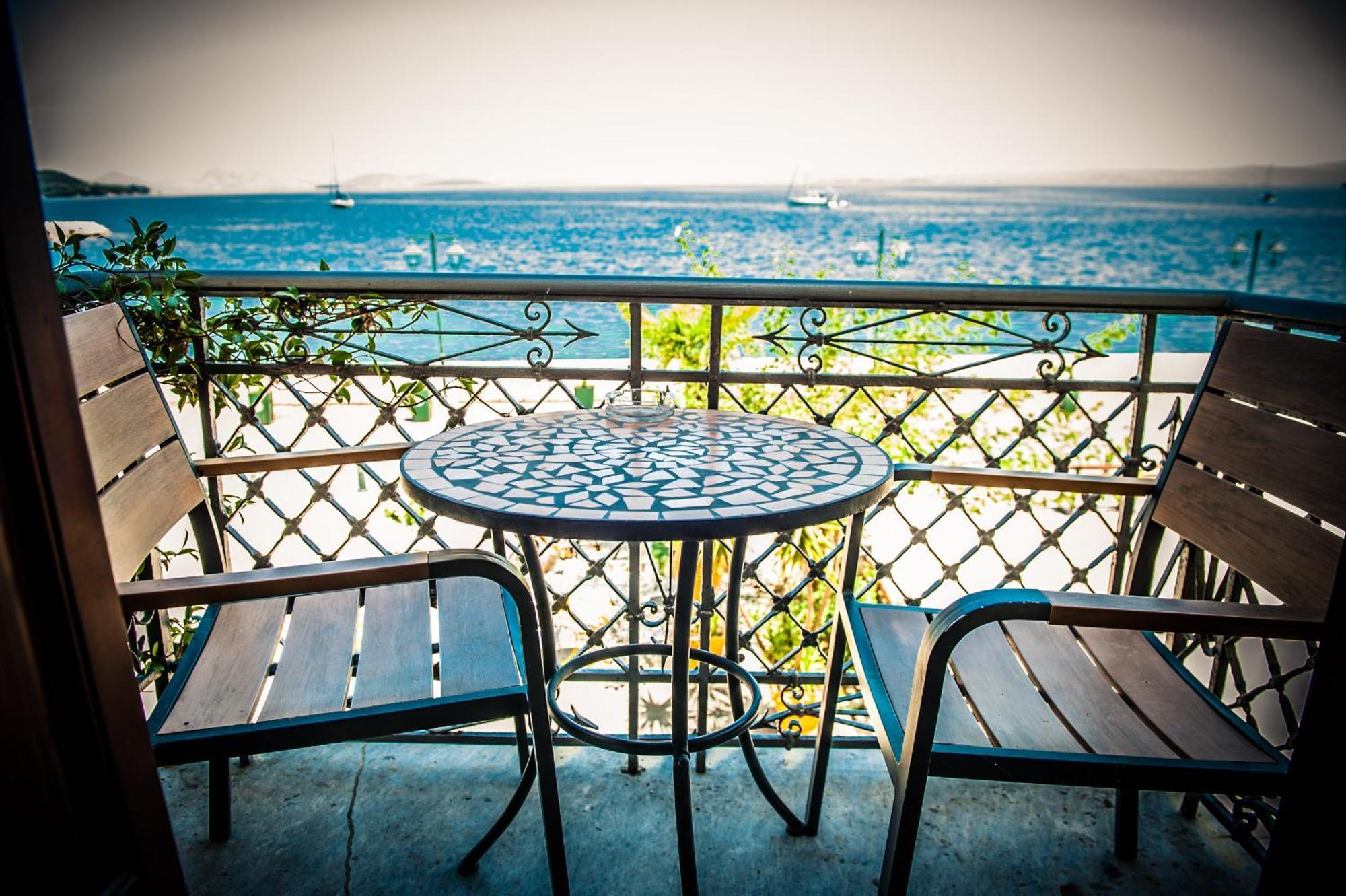 Seafront Stone Suites Vonitsa Exteriér fotografie
